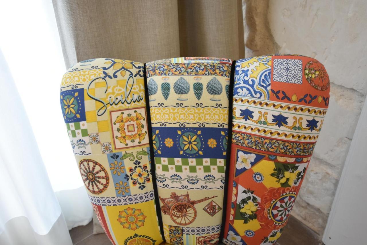 シクリ Sicilia Bedda House Bed & Breakfast エクステリア 写真
